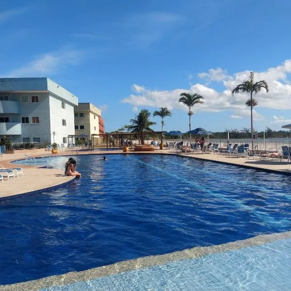 Apartamento no Golden Lake - pé na areia, agua de côco e cervejinha