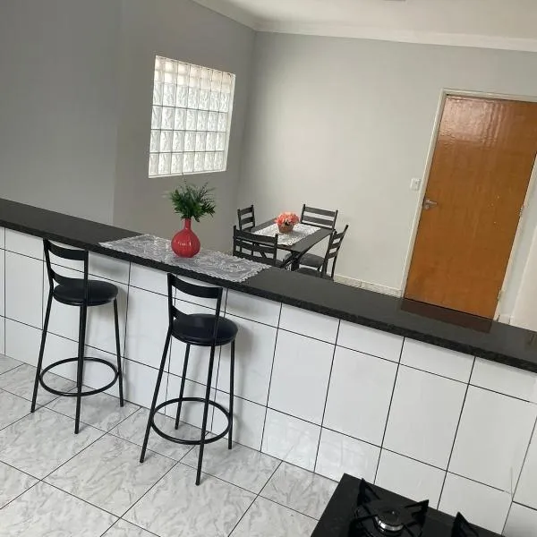 Apartamento amplo, confortável e equipado - Apt 101