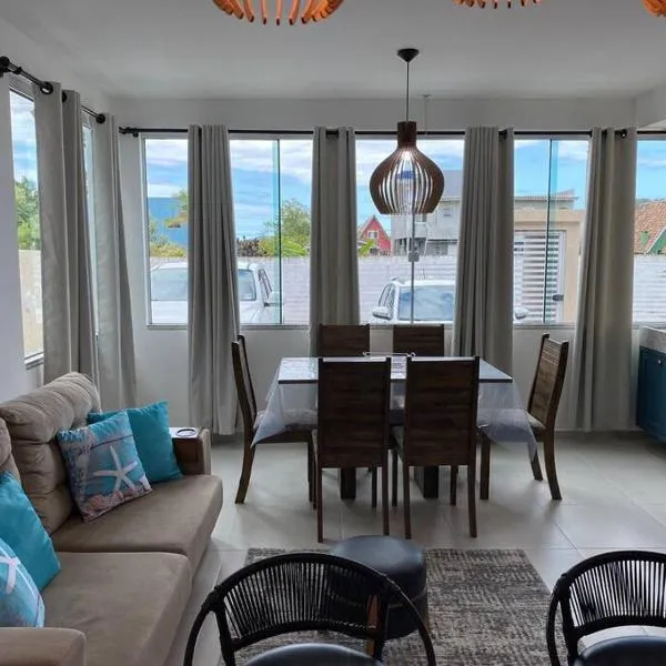 Apartamento na ponta do papagaio com dois quartos completo! A apenas 2 quadras do mar!