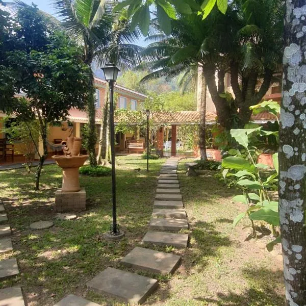 Suítes Quintal de Lázaro 2
