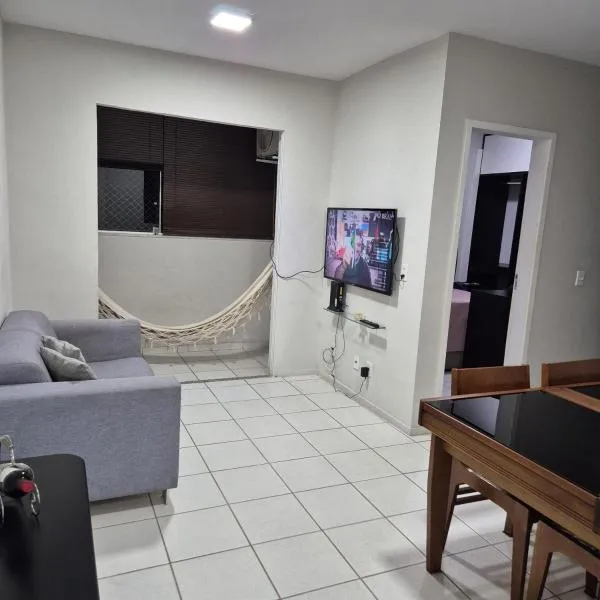 Apartamento aconchegante e bem localizado