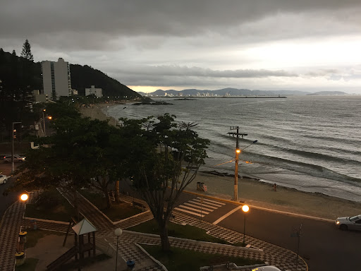 Melhores Apartamentos em Cabeçudas, Santa Catarina para Alugar 2025
