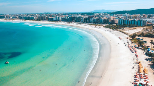 Melhores Apartamentos em Cabo Frio, Rio de Janeiro para Alugar 2025
