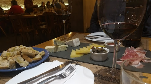 Melhores Apartamentos em Cava, Rio de Janeiro para Alugar 2025