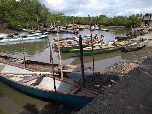 Melhores Apartamentos em Rio do Amaro, Ilha de Tinharé para Alugar 2025